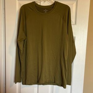 Fabletics men’s dark green long sleeve athletic shirt size XL